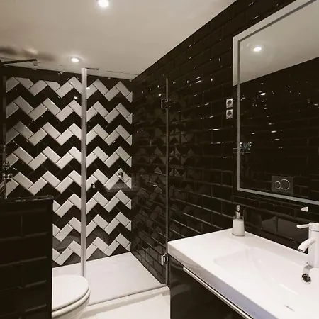 Grand Astoria - Stylish Luxury