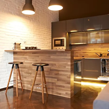 Grand Astoria - Stylish Luxury