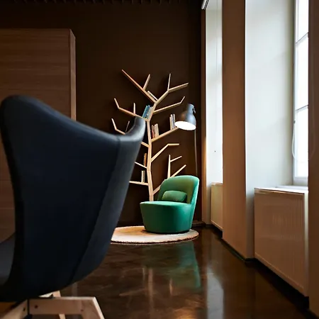 Grand Astoria - Stylish Luxury Lejlighed